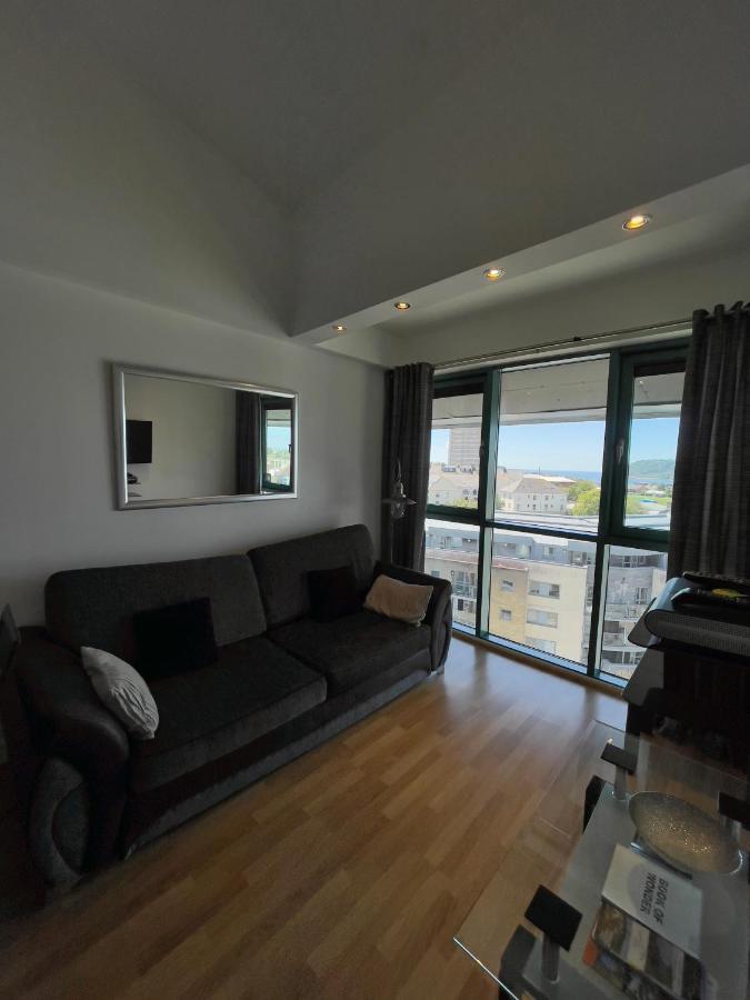 Ocean Crescent Plymouth City Centre Penthouse Level Over 25'S Only Exterior photo
