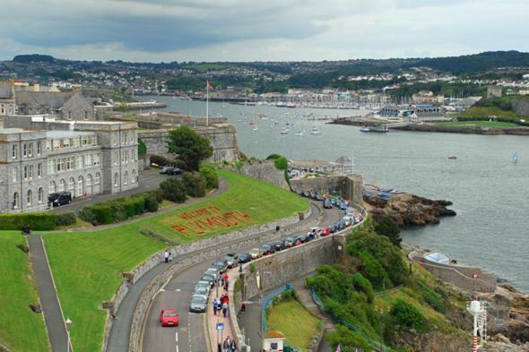 Ocean Crescent Plymouth City Centre Penthouse Level Over 25'S Only Exterior photo